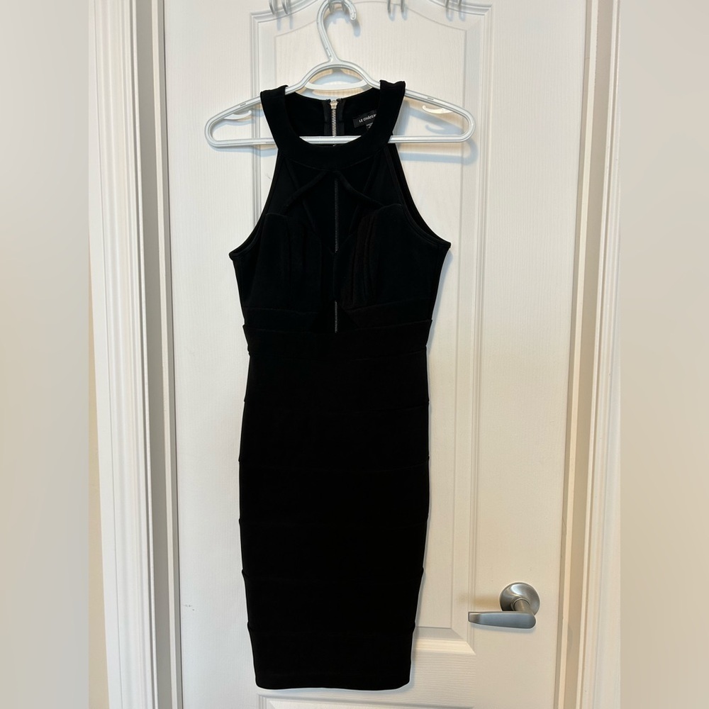 Le Château XS Black Bodycon Dress • Cutout Halter • Exposed Zipper